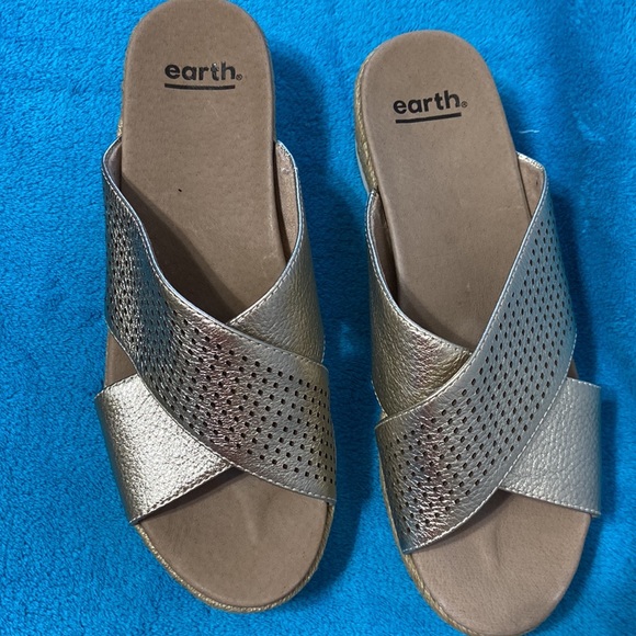 Earth Modena Marigold Sandal - Picture 4 of 6